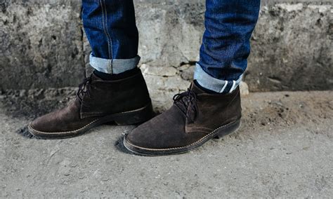 best casual shoes with jeans.